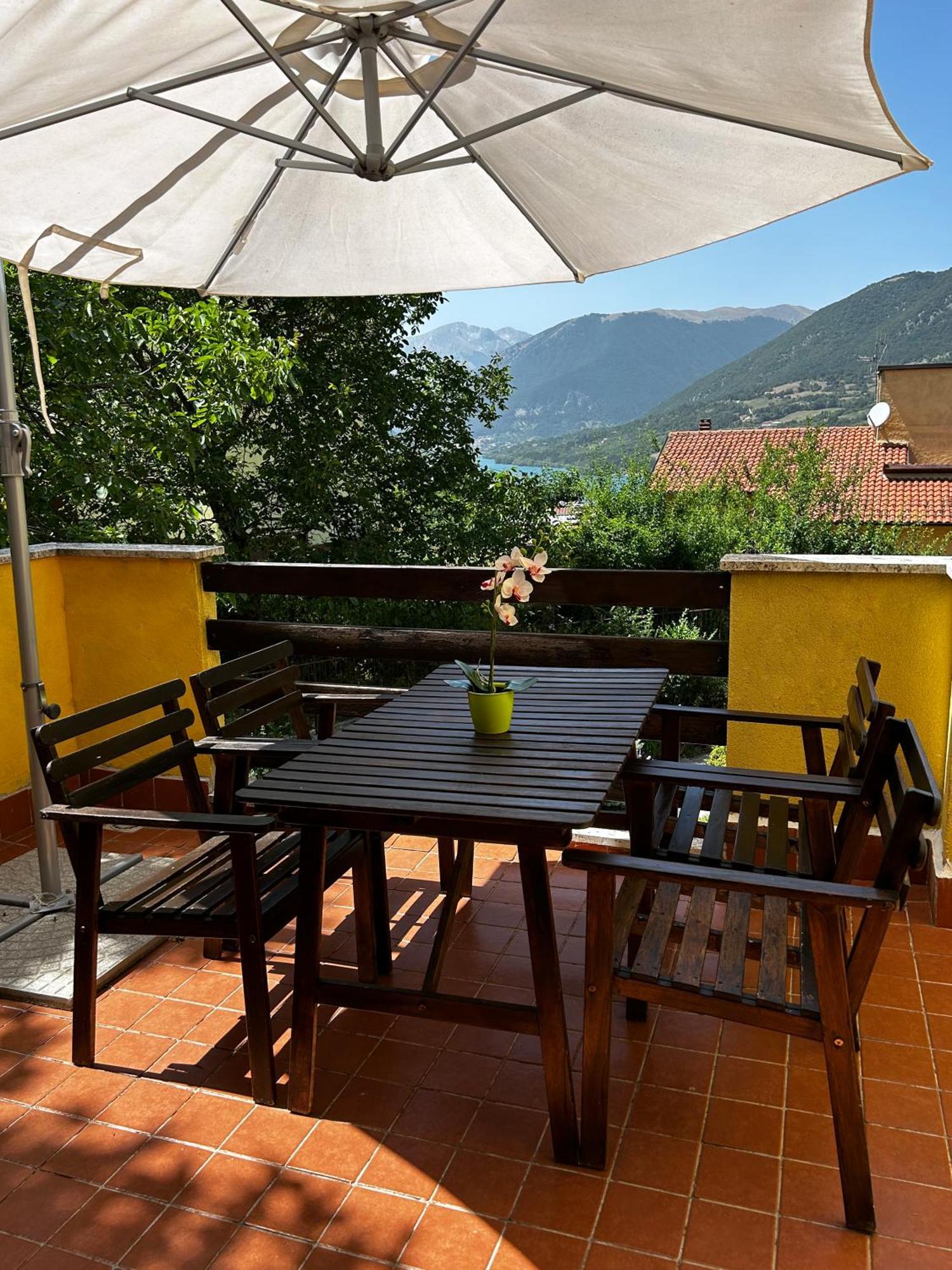 4Flats In Orto Di Venanzio Apartment Barrea Ngoại thất bức ảnh